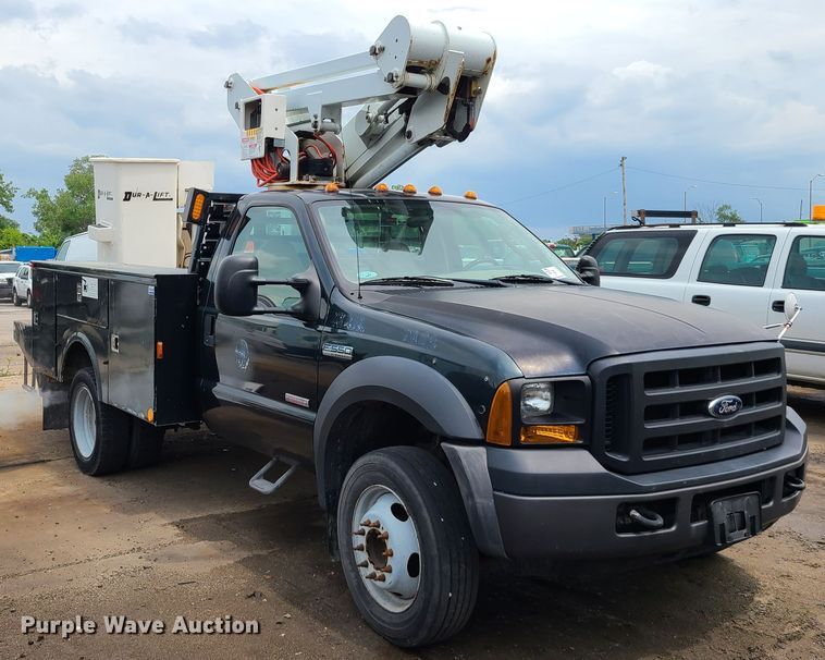 image for item DL8794 2007 Ford F550 Super Duty  bucket truck