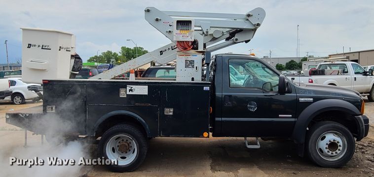 image for item DL8794 2007 Ford F550 Super Duty  bucket truck