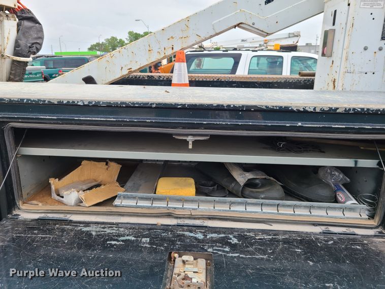 image for item DL8794 2007 Ford F550 Super Duty  bucket truck