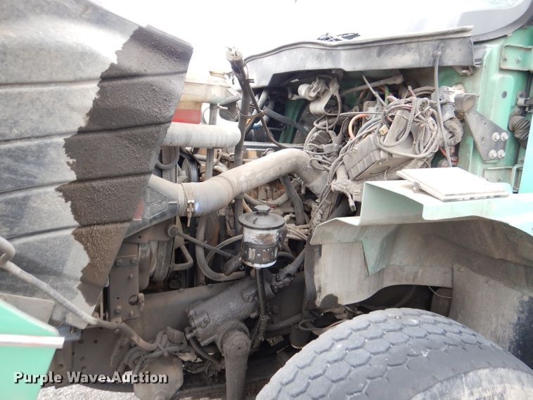 image for item DL8806 2007 International 7600  crane truck