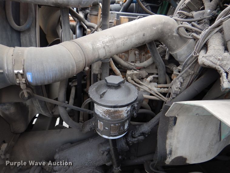 image for item DL8806 2007 International 7600  crane truck