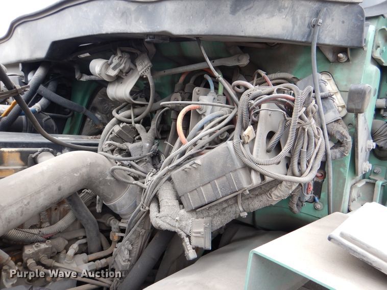 image for item DL8806 2007 International 7600  crane truck