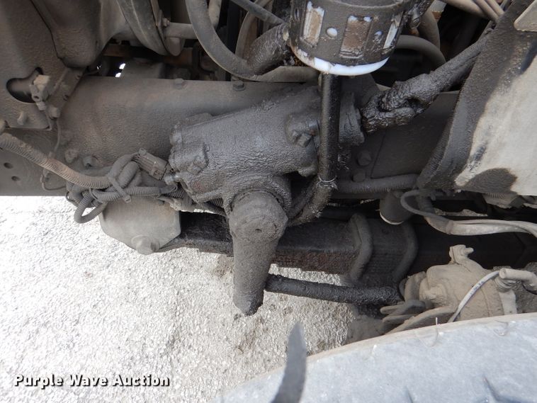 image for item DL8806 2007 International 7600  crane truck