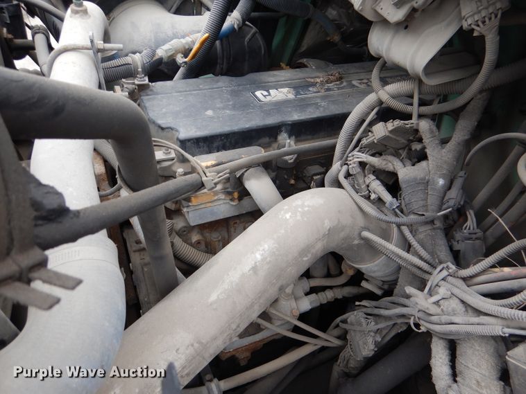 image for item DL8806 2007 International 7600  crane truck