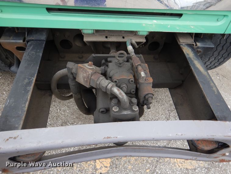 image for item DL8806 2007 International 7600  crane truck