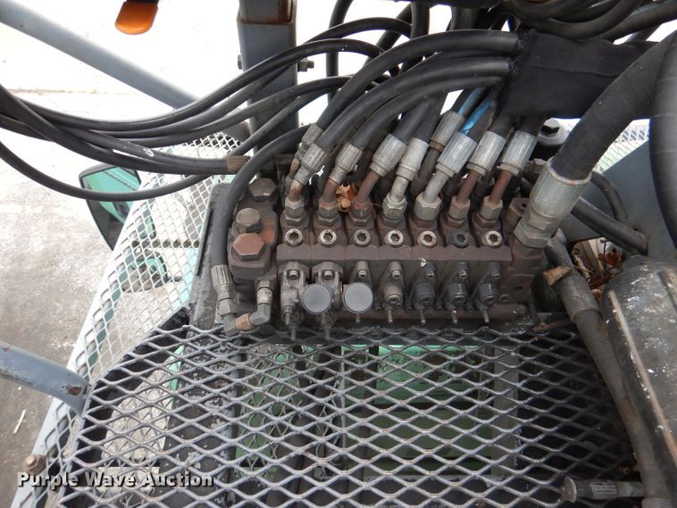 image for item DL8806 2007 International 7600  crane truck