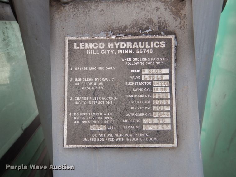 image for item DL8806 2007 International 7600  crane truck