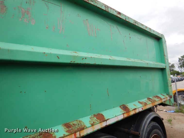 image for item DL8806 2007 International 7600  crane truck