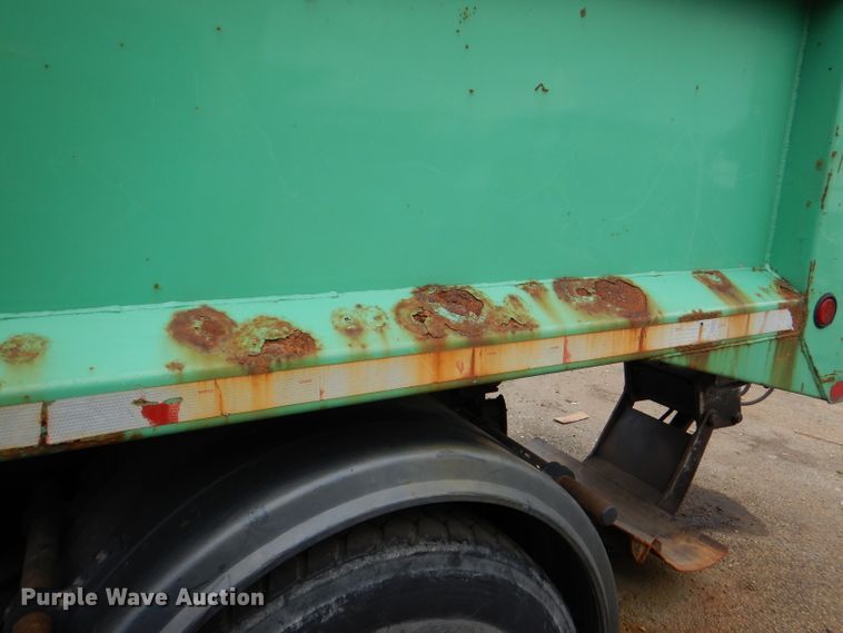 image for item DL8806 2007 International 7600  crane truck