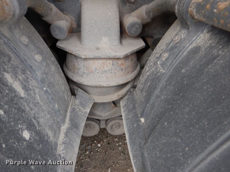 image for item DL8806 2007 International 7600  crane truck