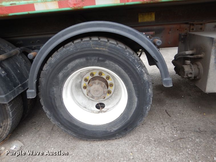 image for item DL8806 2007 International 7600  crane truck