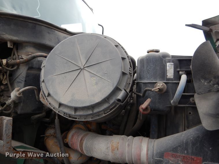 image for item DL8807 2007 International 7600  crane truck