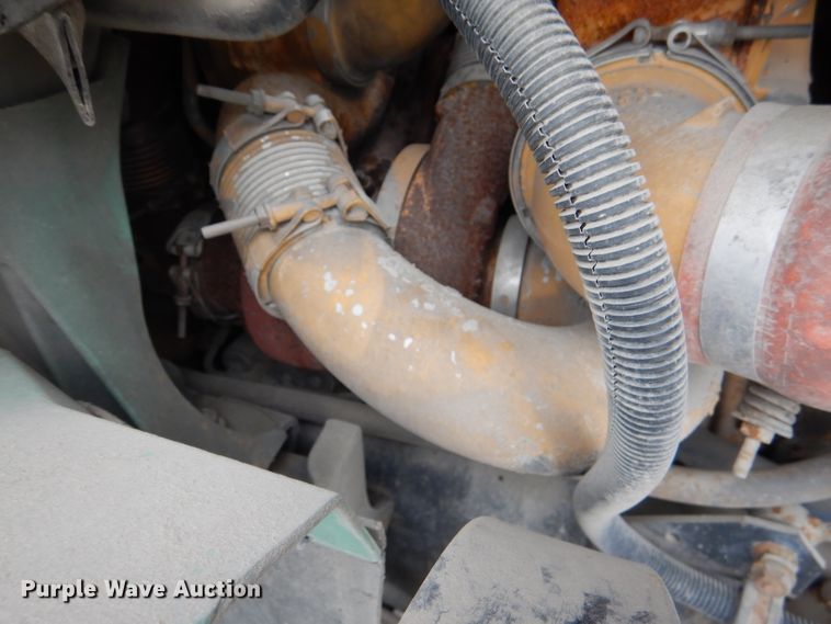 image for item DL8807 2007 International 7600  crane truck