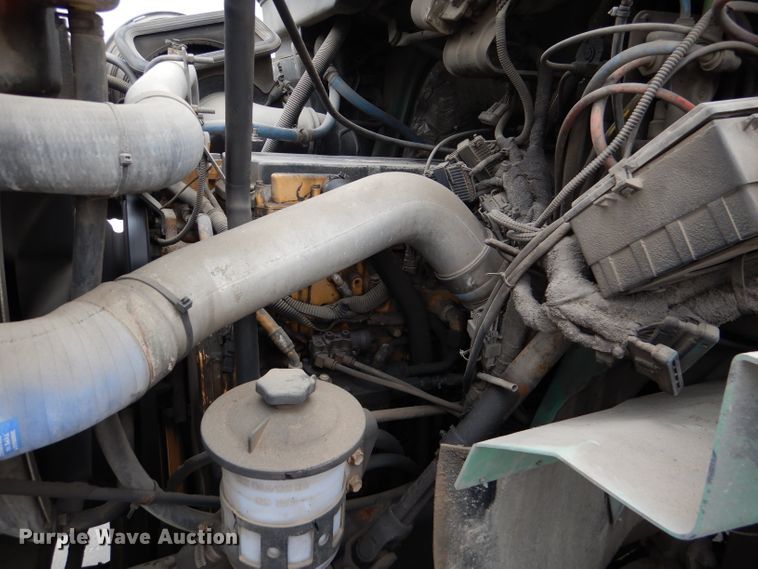 image for item DL8807 2007 International 7600  crane truck