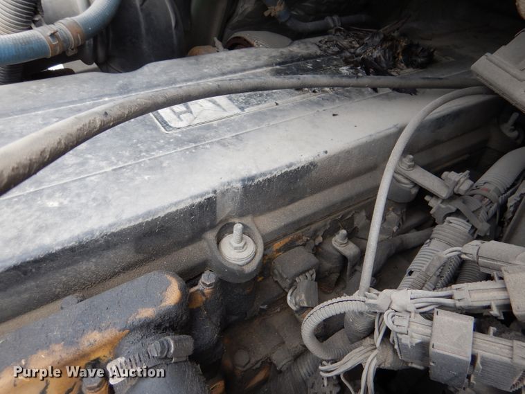 image for item DL8807 2007 International 7600  crane truck