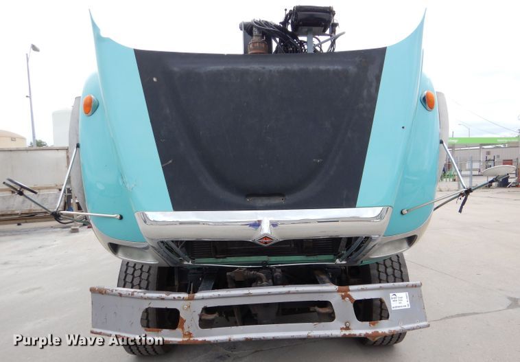 image for item DL8807 2007 International 7600  crane truck