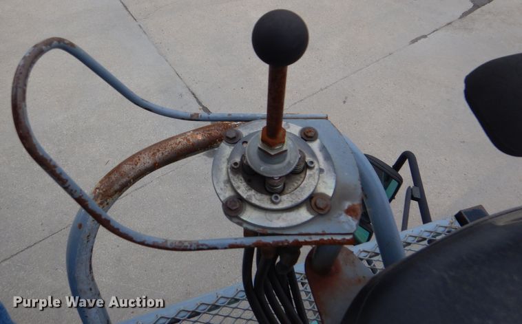 image for item DL8807 2007 International 7600  crane truck