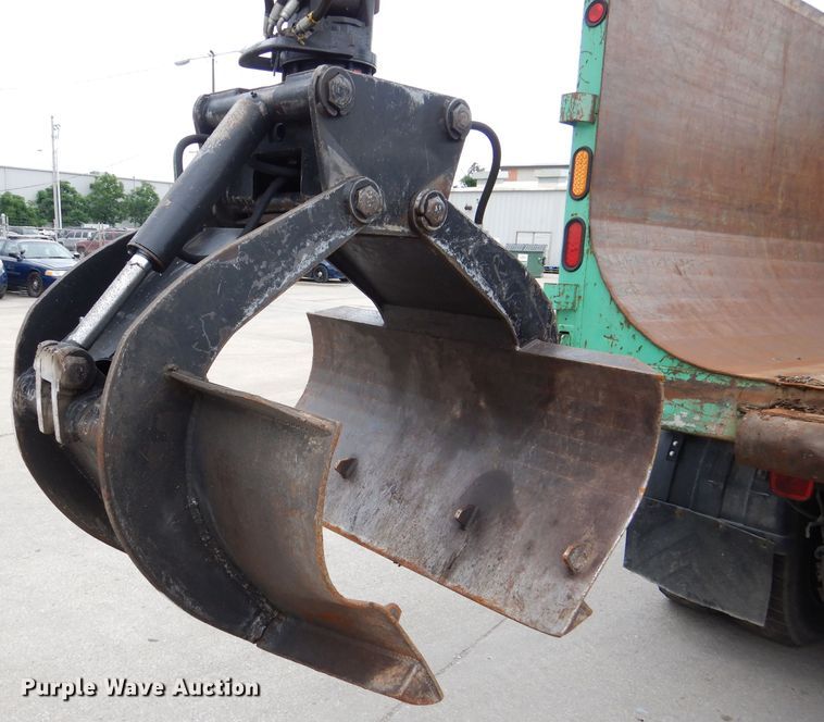 image for item DL8807 2007 International 7600  crane truck