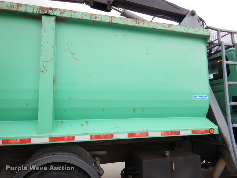 image for item DL8807 2007 International 7600  crane truck