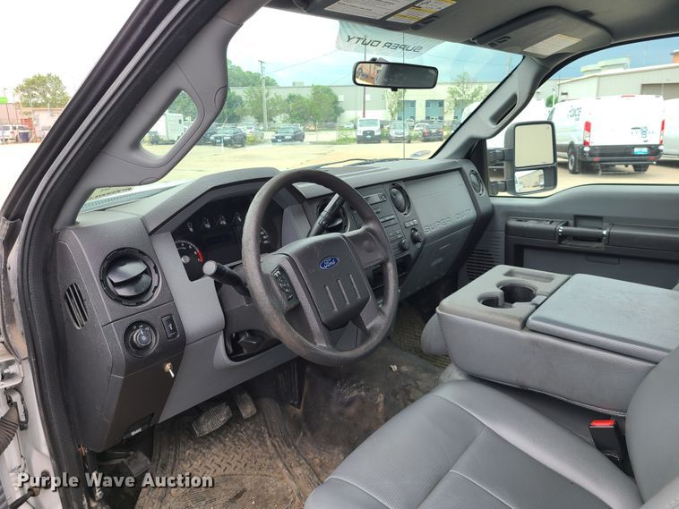 image for item DL8808 2012 Ford F350 Super Duty  pickup truck