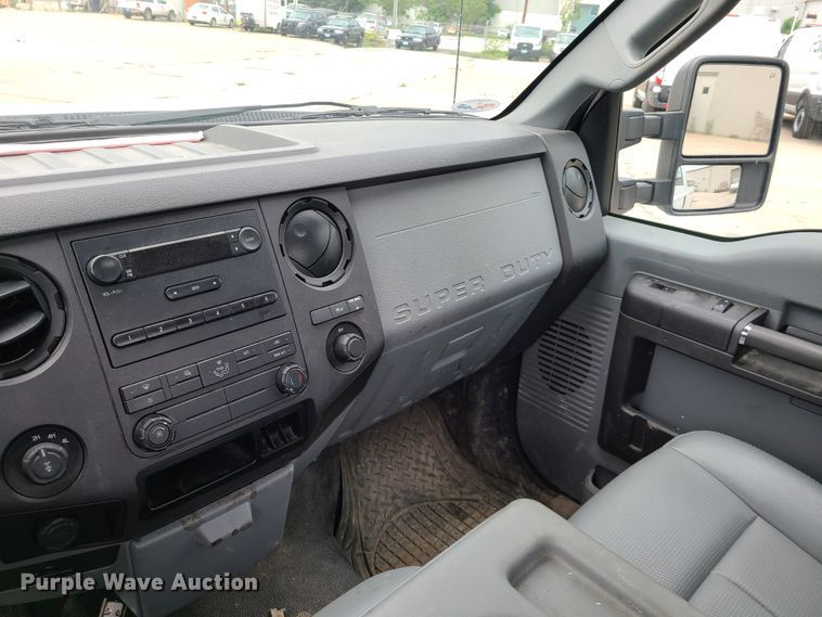 image for item DL8808 2012 Ford F350 Super Duty  pickup truck