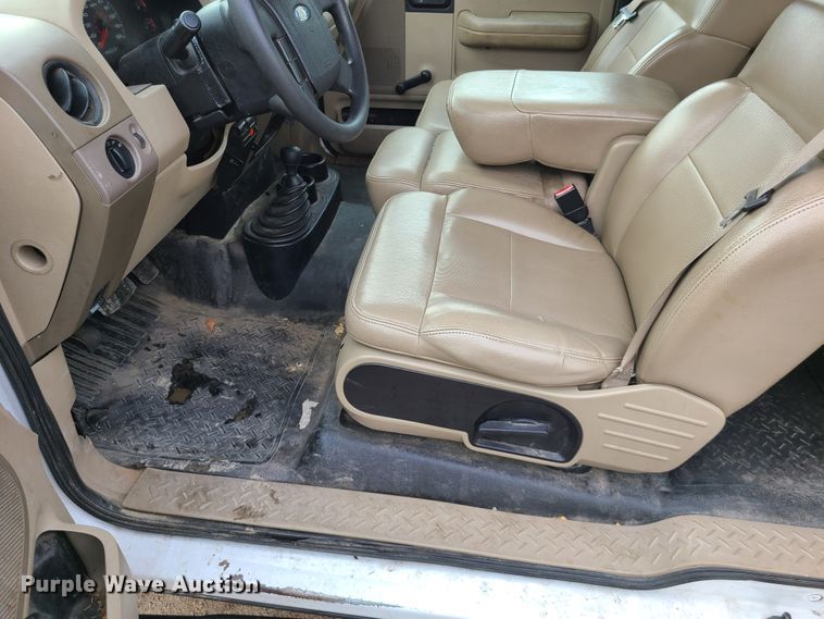 image for item DL8814 2006 Ford F150  SuperCab pickup truck