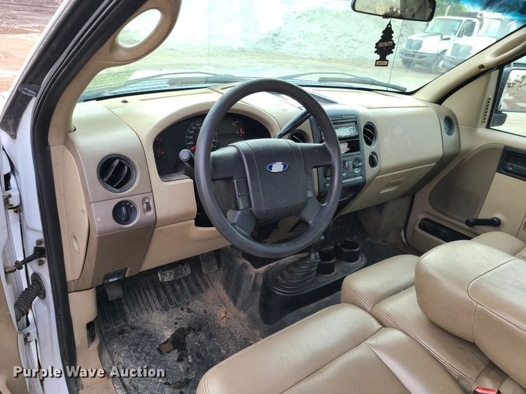 image for item DL8814 2006 Ford F150  SuperCab pickup truck