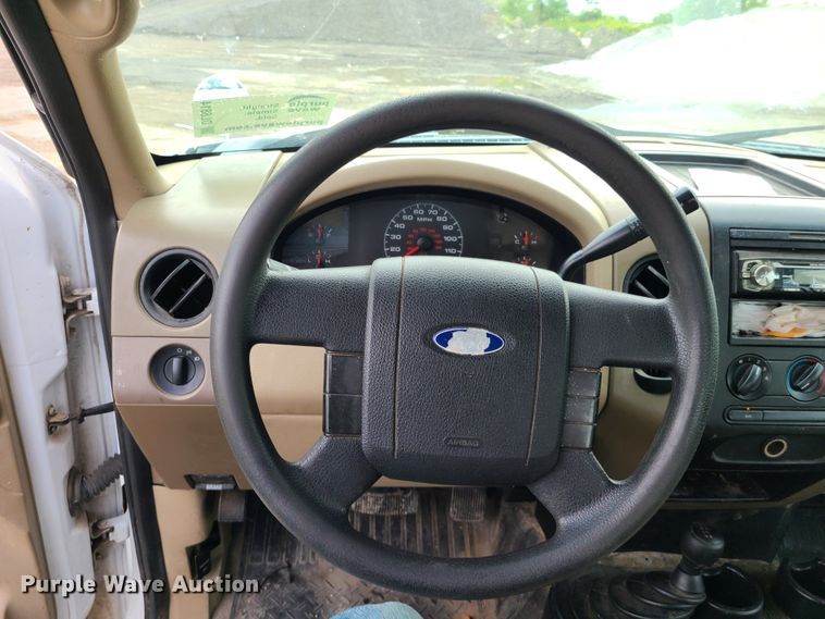 image for item DL8814 2006 Ford F150  SuperCab pickup truck