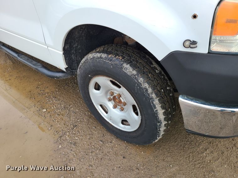 image for item DL8814 2006 Ford F150  SuperCab pickup truck