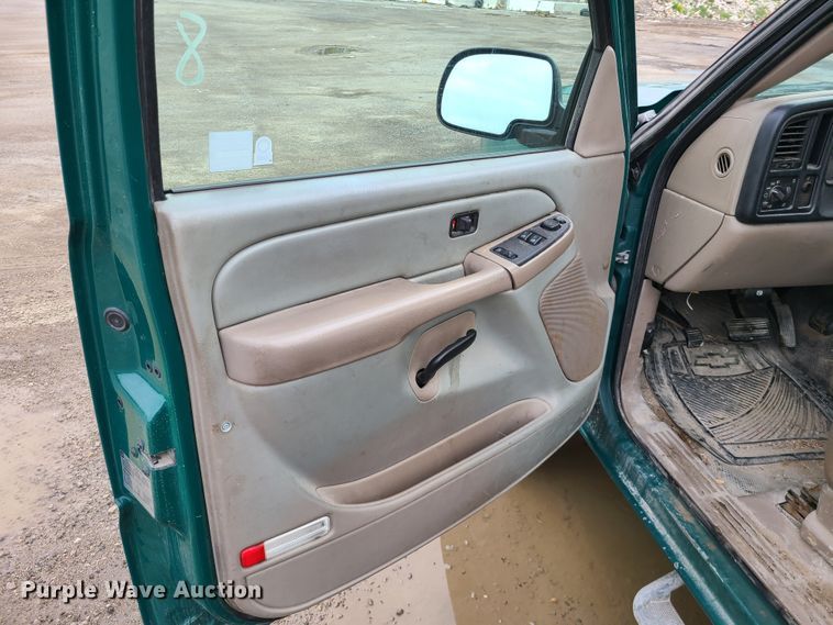 image for item DL8815 2006 Chevrolet Silverado 2500HD  pickup truck