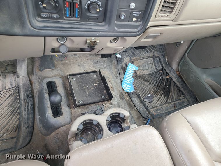 image for item DL8815 2006 Chevrolet Silverado 2500HD  pickup truck