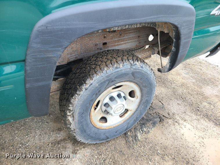 image for item DL8815 2006 Chevrolet Silverado 2500HD  pickup truck
