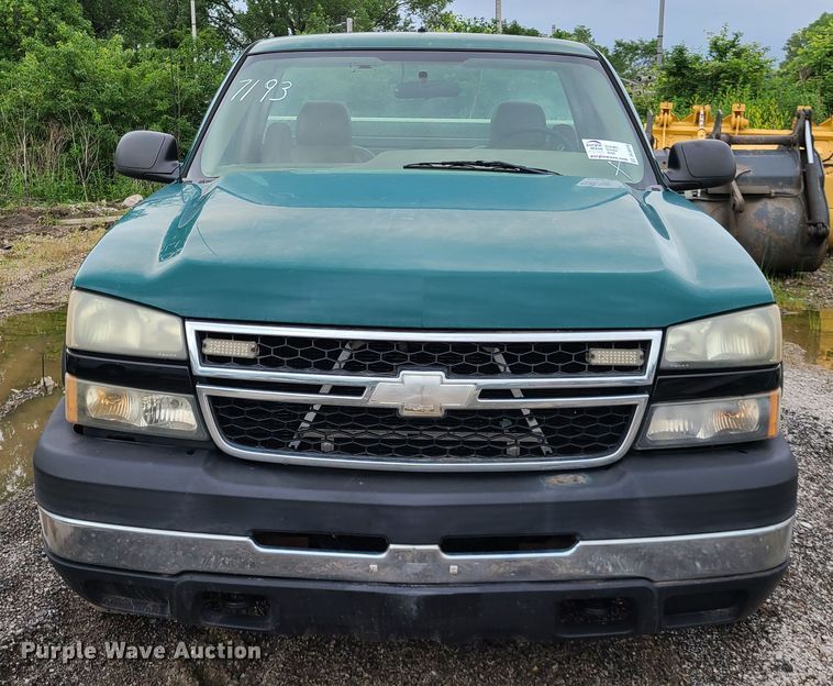 image for item DL8816 2006 Chevrolet Silverado 2500HD  pickup truck