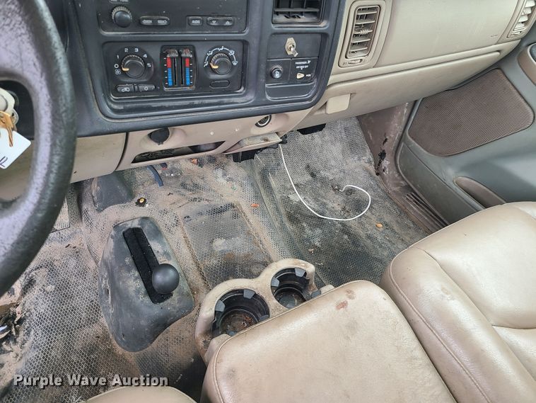 image for item DL8816 2006 Chevrolet Silverado 2500HD  pickup truck