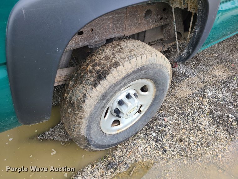 image for item DL8816 2006 Chevrolet Silverado 2500HD  pickup truck