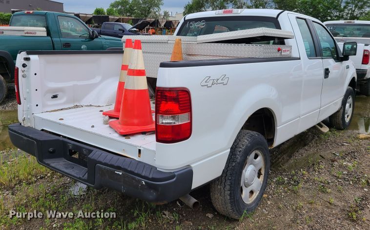 image for item DL8817 2006 Ford F150  SuperCab pickup truck