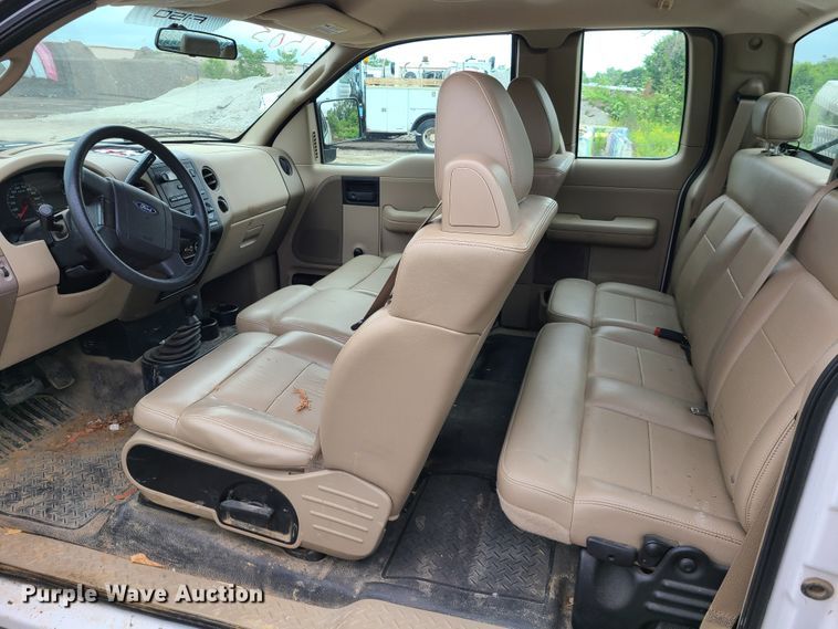 image for item DL8817 2006 Ford F150  SuperCab pickup truck