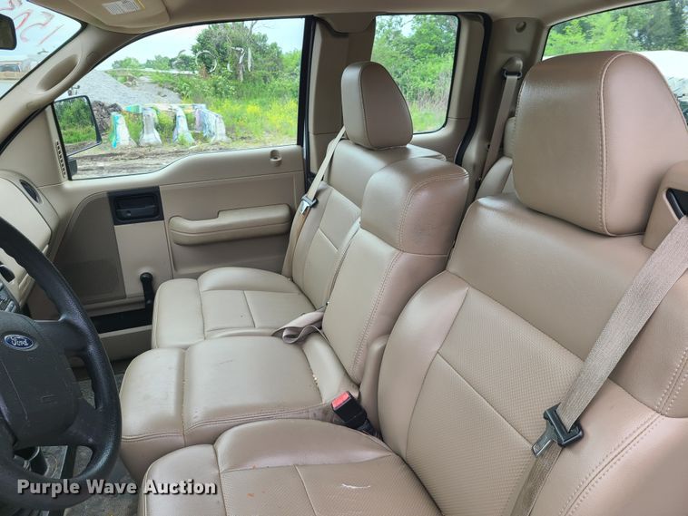 image for item DL8817 2006 Ford F150  SuperCab pickup truck