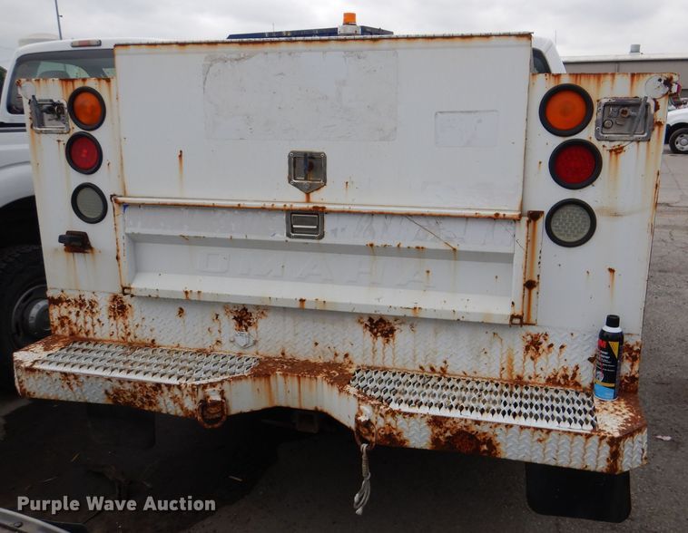 image for item DL8819 2008 Ford F350 Super Duty XL  SuperCab utility bed pickup truck