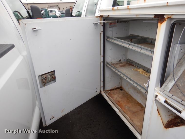 image for item DL8819 2008 Ford F350 Super Duty XL  SuperCab utility bed pickup truck