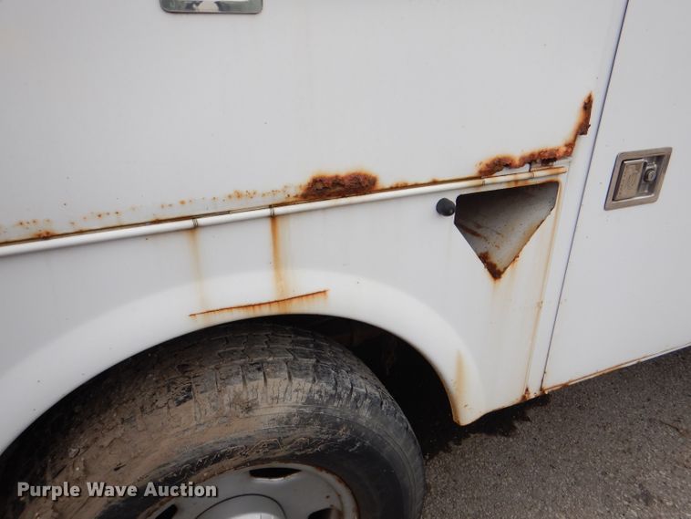 image for item DL8819 2008 Ford F350 Super Duty XL  SuperCab utility bed pickup truck