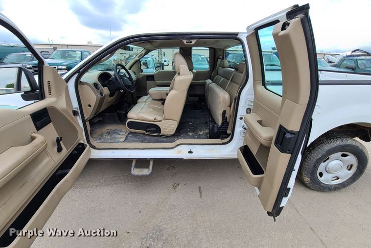 image for item DL8820 2006 Ford F150  SuperCab pickup truck