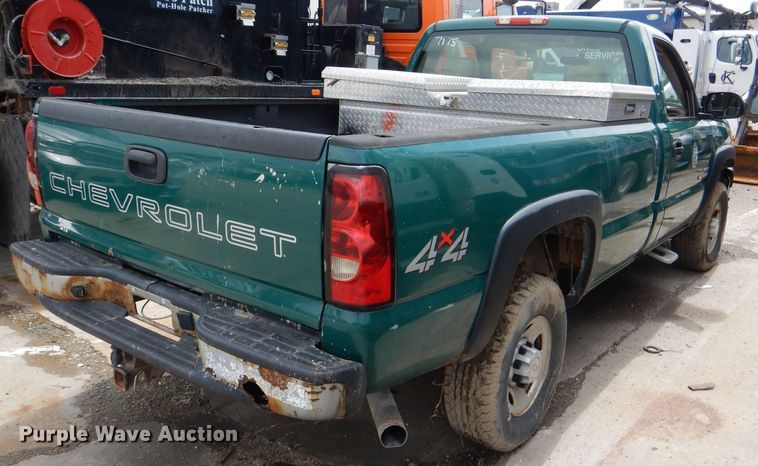 image for item DL8823 2006 Chevrolet Silverado 2500HD  pickup truck