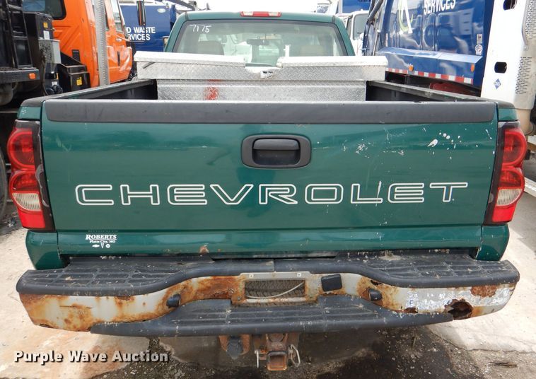 image for item DL8823 2006 Chevrolet Silverado 2500HD  pickup truck