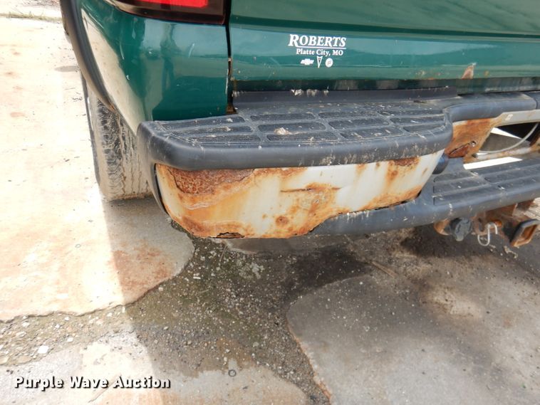 image for item DL8823 2006 Chevrolet Silverado 2500HD  pickup truck