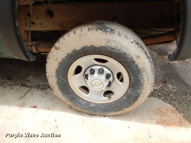 image for item DL8823 2006 Chevrolet Silverado 2500HD  pickup truck