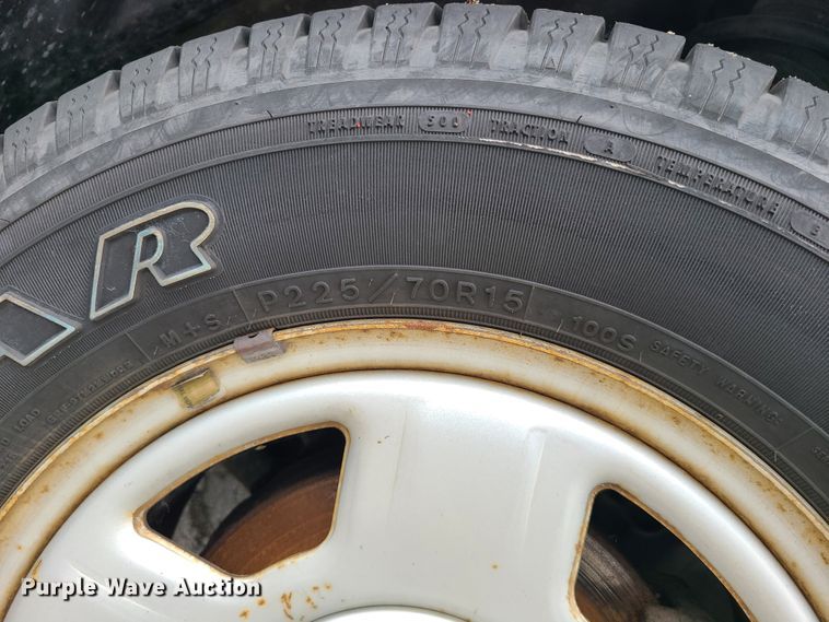 image for item DL8824 2001 Ford Escape  SUV