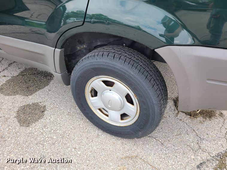image for item DL8824 2001 Ford Escape  SUV