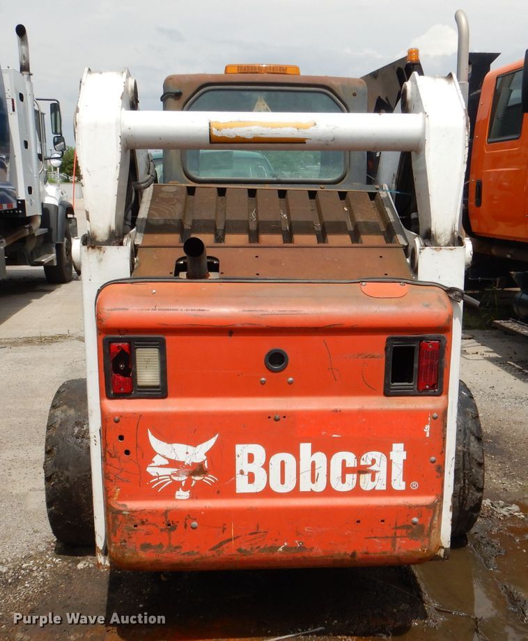 image for item DL8829 2009 Bobcat S300  skid steer loader
