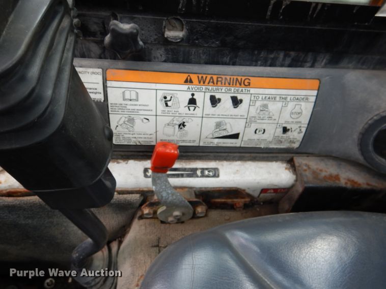 image for item DL8829 2009 Bobcat S300  skid steer loader